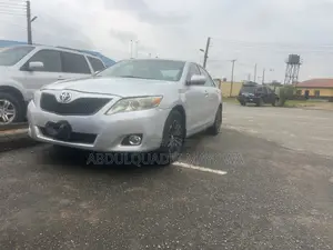 Toyota Camry LE 4dr Sedan (2.4L 4cyl 5A) 2008 Silver