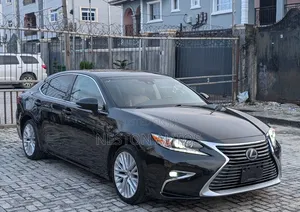 Lexus ES 2017 Black