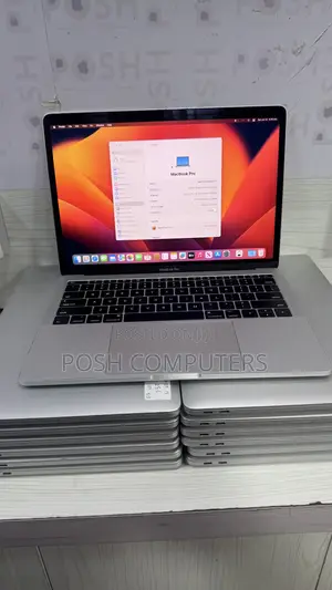 Laptop Apple MacBook Pro 2017 8GB Intel Core i5 SSD 256GB