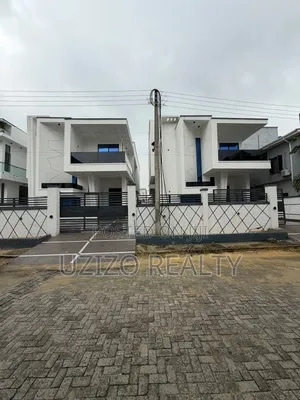 5bdrm Duplex in Harris Drive Vgc for sale