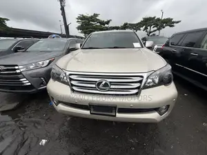 Lexus GX 460 Base 2013 Gold