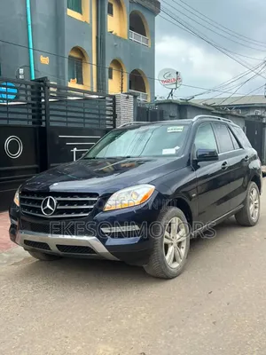 Mercedes-Benz M Class 2012 Blue