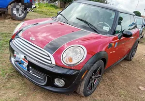 Car 2009 Red