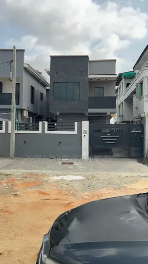4bdrm Duplex in Omole Phase 1 for rent