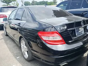 Mercedes-Benz C300 2010 Black