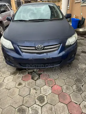 Toyota Corolla LE 4dr Sedan (1.8L 4cyl 4A) 2010 Blue