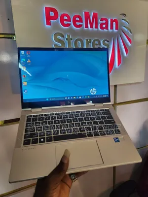 Laptop HP EliteBook 830 G8 16GB Intel Core i7 SSD 512GB