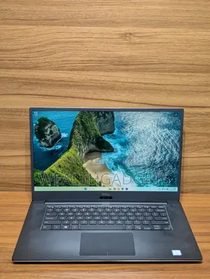 Laptop Dell Precision 5540 16GB Intel Core i9 SSD 512GB