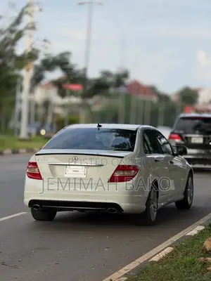 Mercedes-Benz C300 2009 White