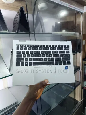 Laptop HP Elite x360 830 G10 16GB Intel Core i5 SSD 512GB