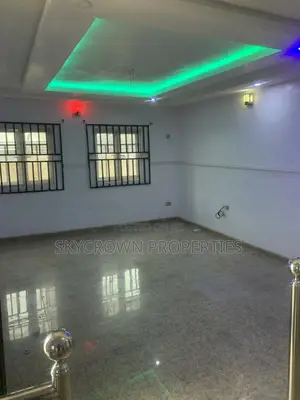 3bdrm Apartment in Okinni, Osogbo for rent