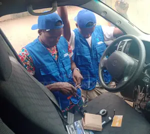 Car or Tracking Installation of GPS Car Tracking