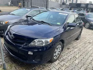 Toyota Corolla LE 4dr Sedan (1.8L 4cyl 4A) 2012 Blue