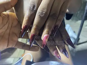 KngpreshyNails