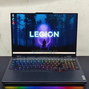 Laptop Lenovo Legion Pro 7 32GB Intel Core i9 SSD 1T
