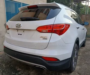 Hyundai Santa Fe GLS 4dr SUV AWD (3.3L 6cyl 6A) 2015 White