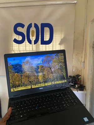 Laptop Dell Latitude 5580 8GB Intel Core i7 SSD 256GB