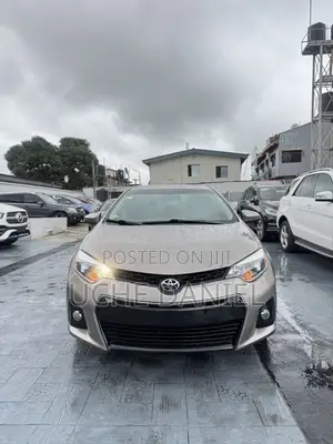 Toyota Corolla 2016 Beige