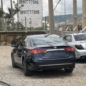 Toyota Avalon XLE Premium (3.5L 6cyl 6A) 2018 Blue