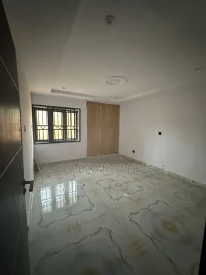 3bdrm Block of Flats in Iyaganku, Iyanganku for rent