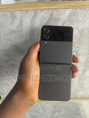 Samsung Galaxy Z Flip4 256 GB Black
