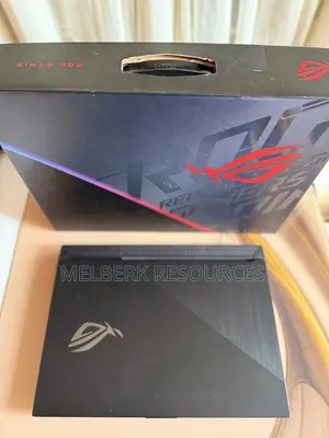 Laptop Asus ROG Strix G17 16GB Intel Core i7 SSD 512GB
