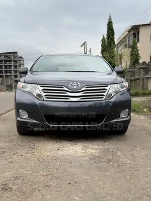 Toyota Venza Limited 2010 Gray