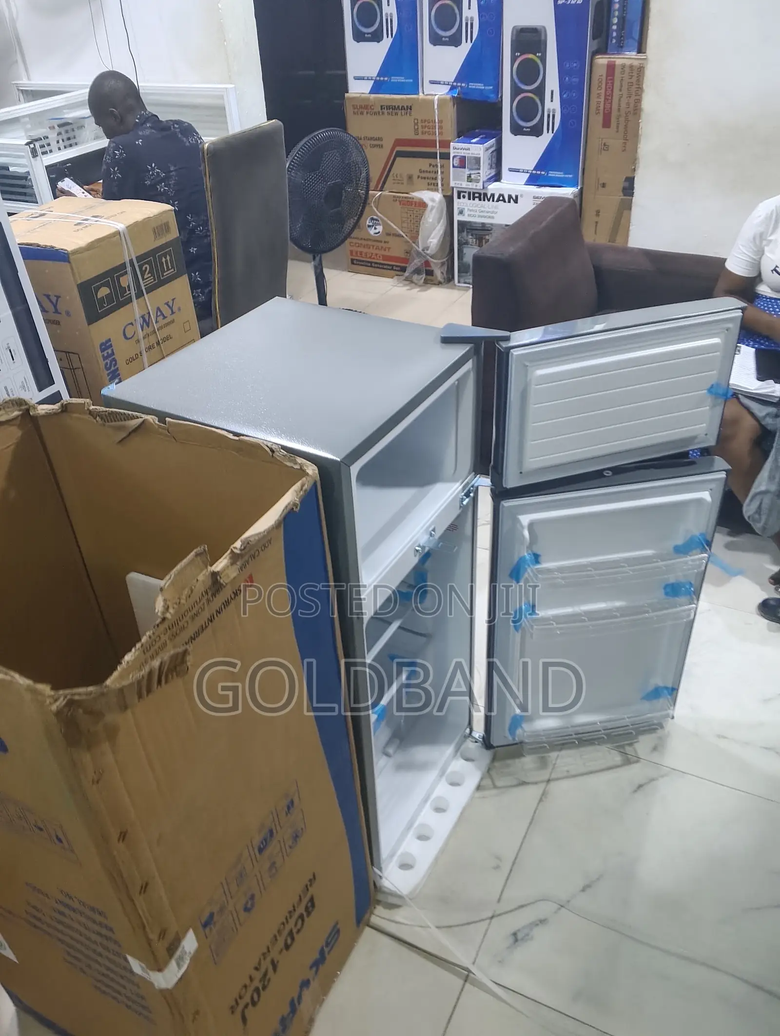 Skyrun 105L Refrigerator – Modern Cooling Performance