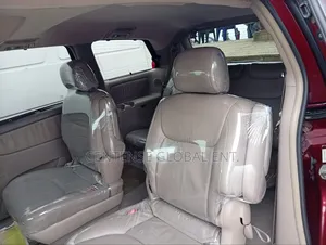 Toyota Sienna 2005 Red