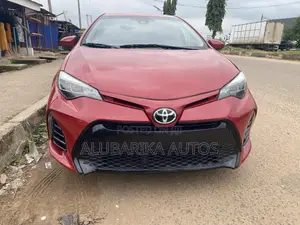 Toyota Corolla 2019 Red