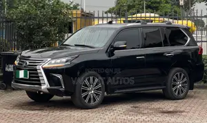Lexus LX 2016 Black