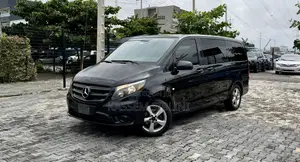 Mercedes-Benz Metris 2.0 FWD 2018 Black