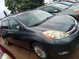Toyota Sienna 2008 Blue