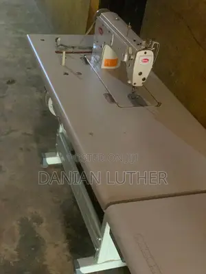 Industrial Sewing Machine