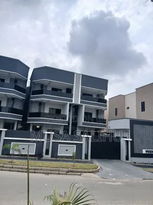 4bdrm Duplex in Utako Secure Setting for sale