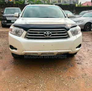Toyota Highlander 2009 White