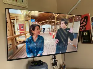 52-Inch Hisense Smart Television With Original Remote