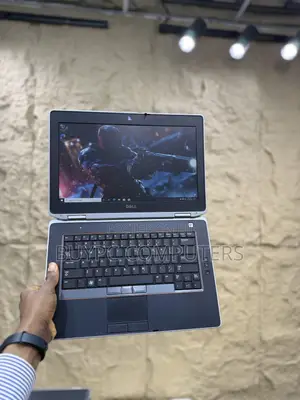 Laptop Dell Latitude E6430 4GB Intel Core i5 HDD 250GB