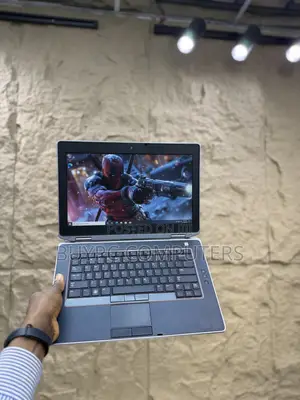 Laptop Dell Latitude E6430 4GB Intel Core i5 HDD 250GB