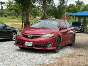 Toyota Camry SE 4dr Sedan (2.5L 4cyl 6A) 2013 Red
