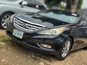 Hyundai Sonata 2013 Black