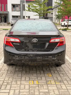 Toyota Camry SE 4dr Sedan (2.5L 4cyl 6A) 2013 Black