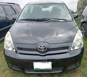 Toyota Corolla 2025 Black