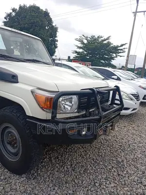 Toyota Land Cruiser 2020 White