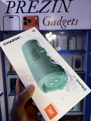 JBL Charge 5