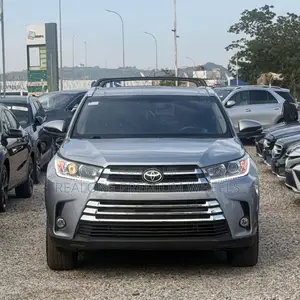 Toyota Highlander Limited V6 4x4 (3.5L 6cyl 6A) 2016 Silver