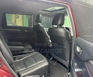 Toyota Highlander Limited 4x4 V6 (3.5L 6cyl 8A) 2017 Burgundy