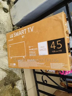 Brand New LG 45uq70 (45") Uhd Smart Television With Remote+ Youtube