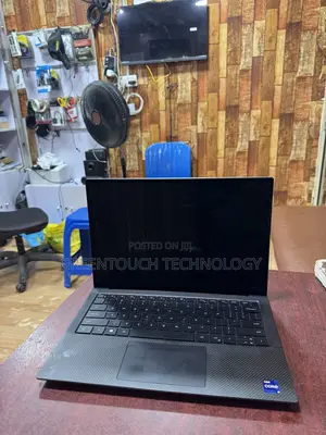 Laptop Dell Precision 5470 32GB Intel Core i9 SSD 512GB