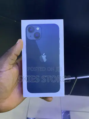 New Apple iPhone 13 128 GB Black
